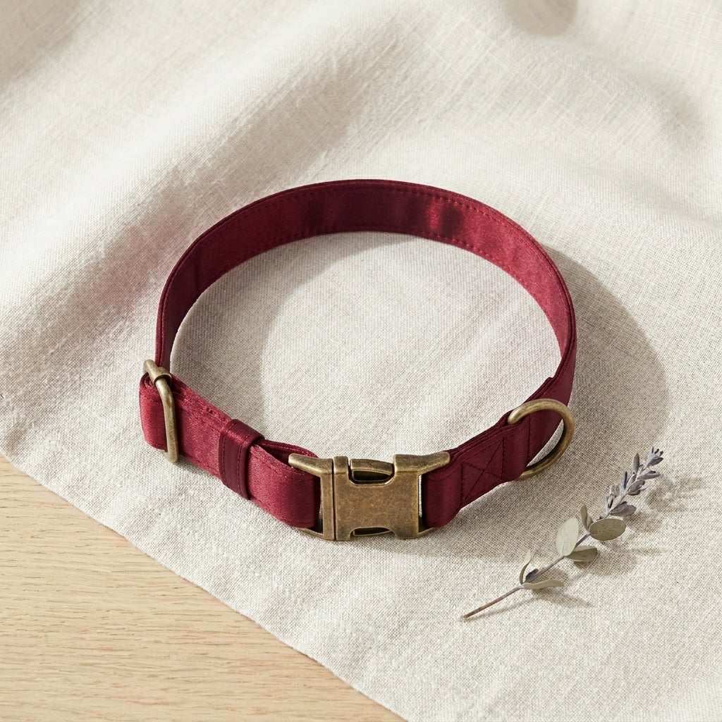 Satin-lined collar - Deep Wine